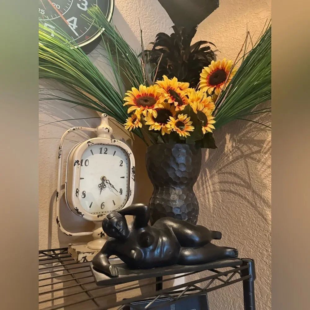 Home decor bundle - Picture 2 of 3